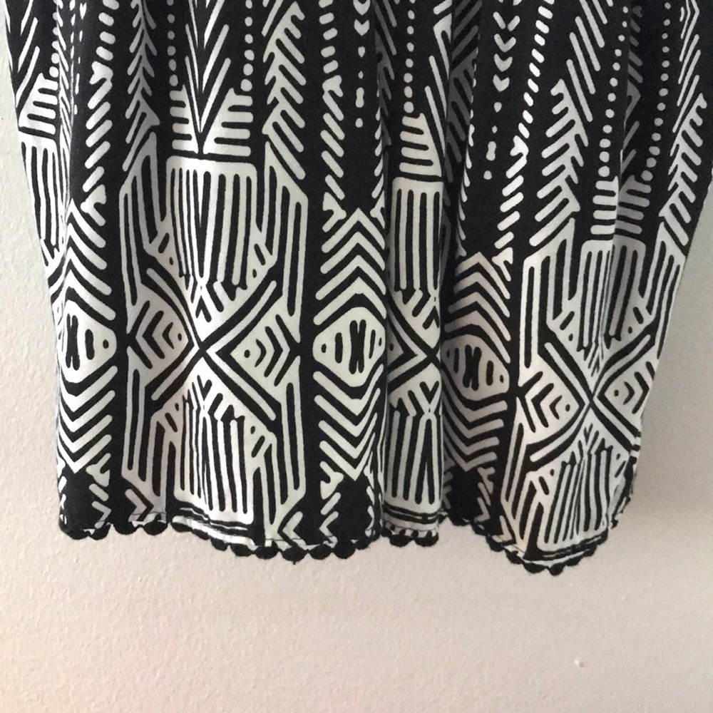Romper - Picture 2 of 4
